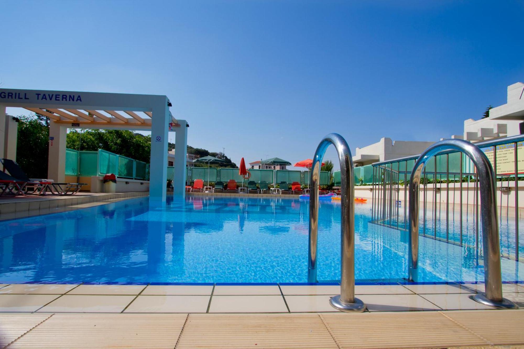 Mythos- Platanias- Hotel -Apts Platanias  Exterior photo